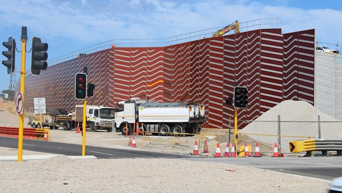 Leach Welshpool Interchange project by Main Roads WA, using Reinforced Earth precast walls